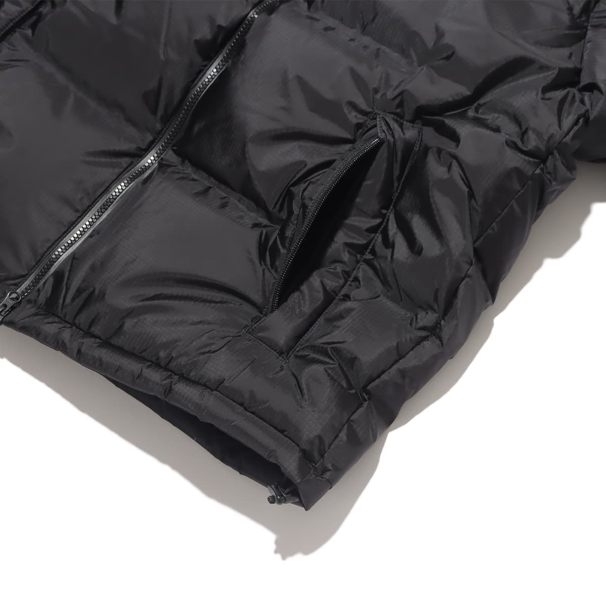 Зимняя куртка THE NORTH FACE - изображение 5