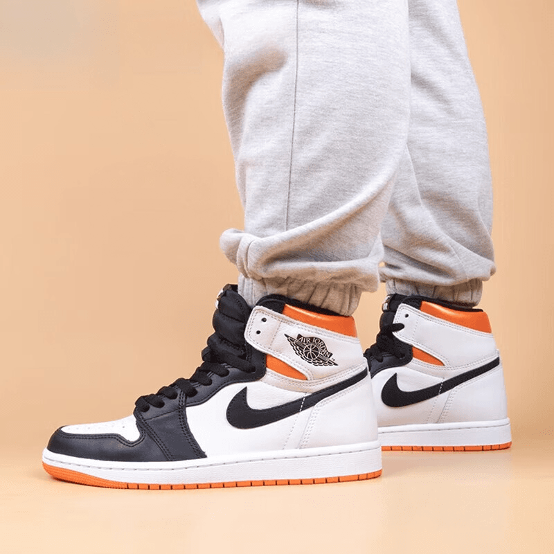 Кроссовки для баскетбола Jordan Air Jordan 1 Retro High OG "Electro Orange" GS - изображение 6