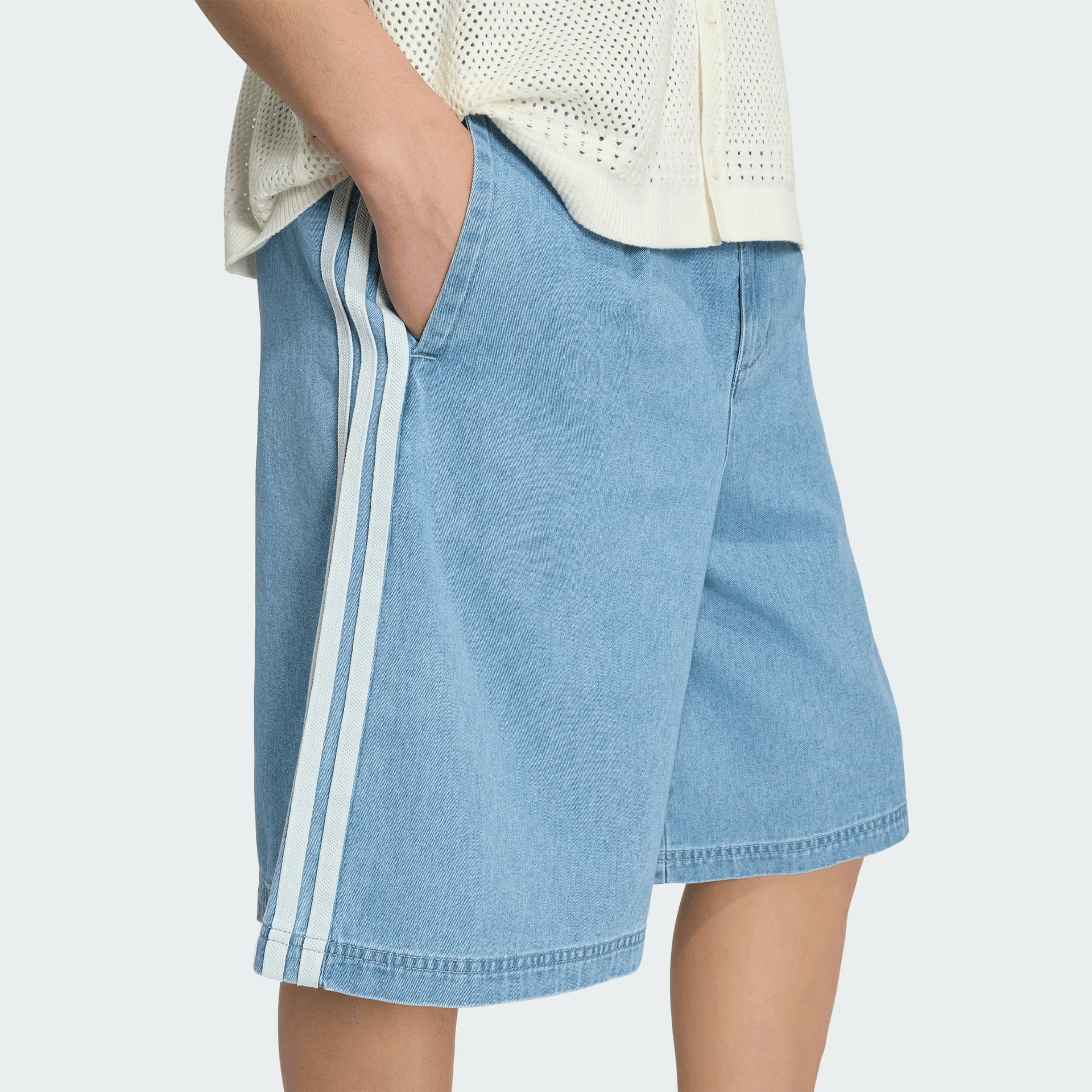 Джинсовые шорты adidas originals - изображение 5