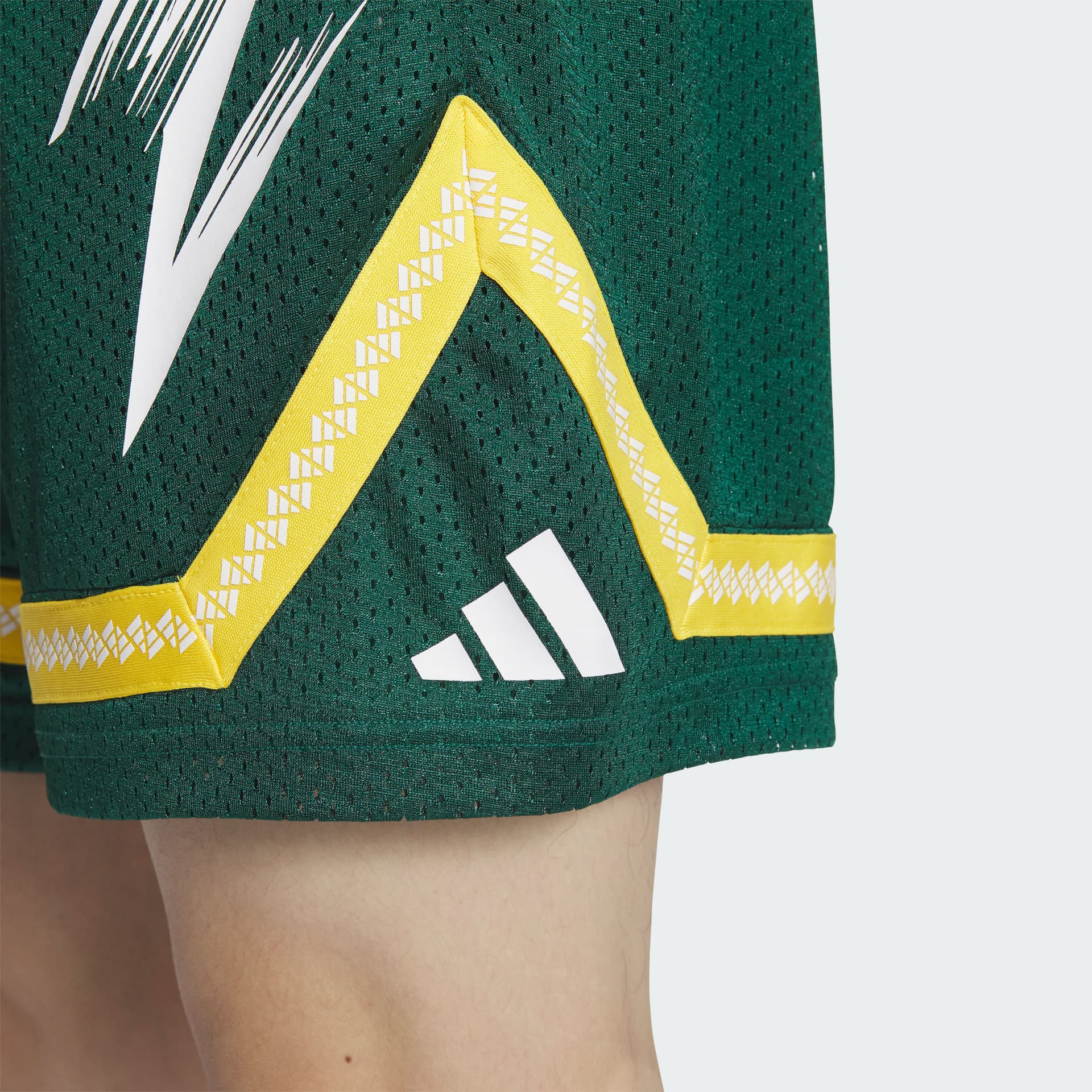 Баскетбольные шорты adidas Basketball Shorts Forest Green - изображение 4
