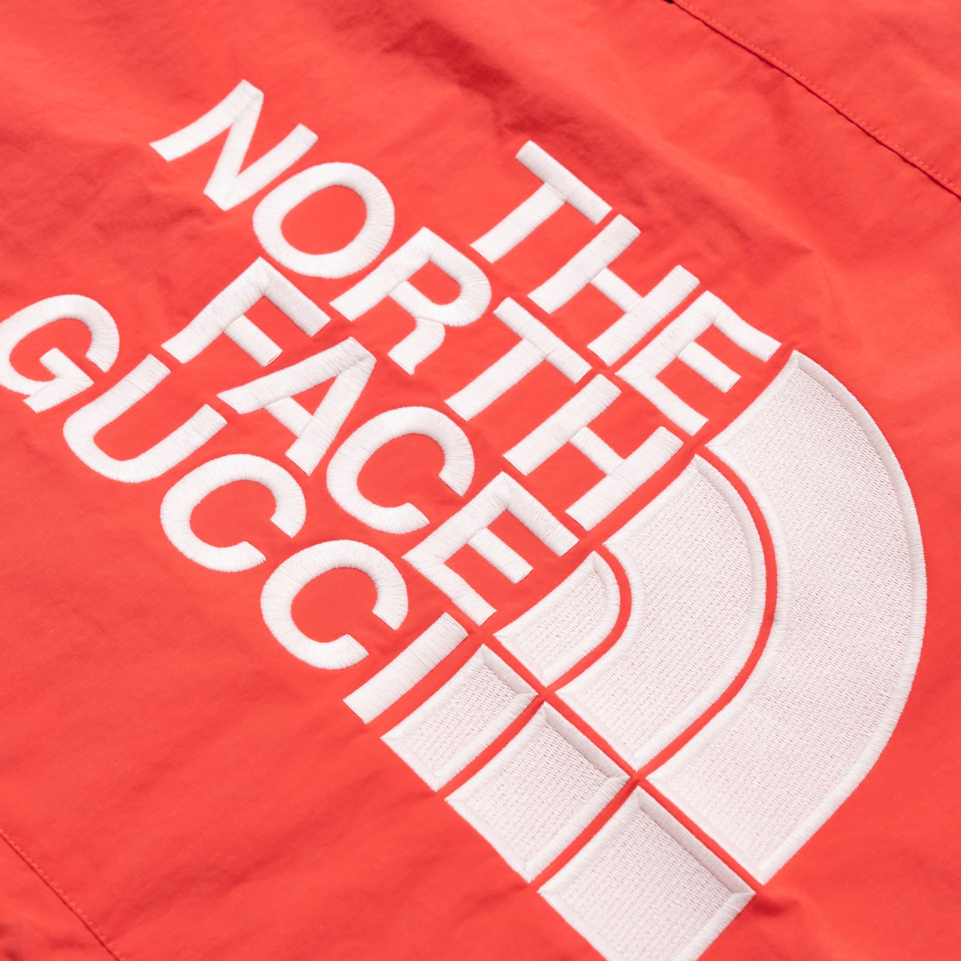 Куртка Gucci x The North Face SS22 Red Hoodie Jacket - изображение 6
