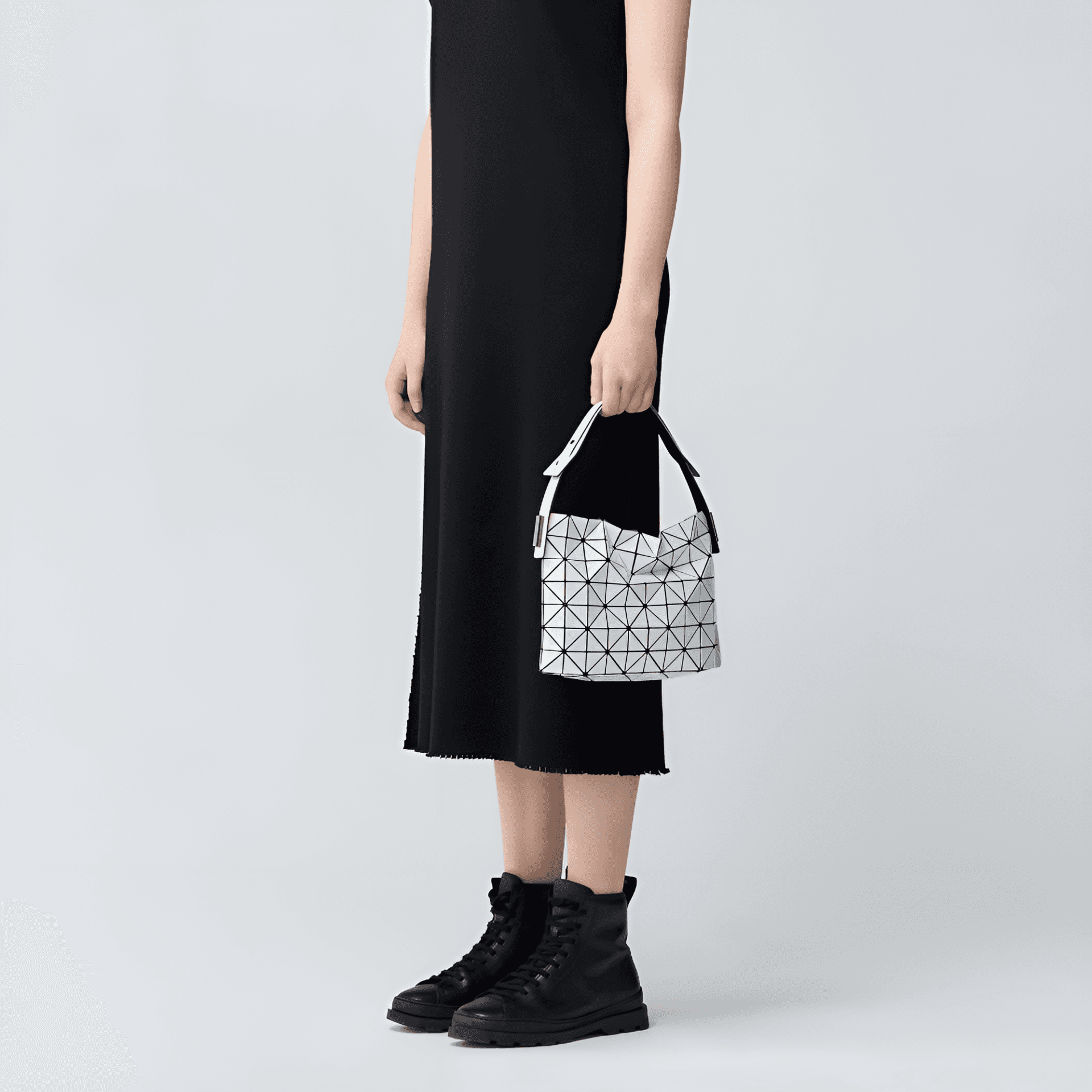 Сумка ISSEY MIYAKE Baguette 6 - изображение 4