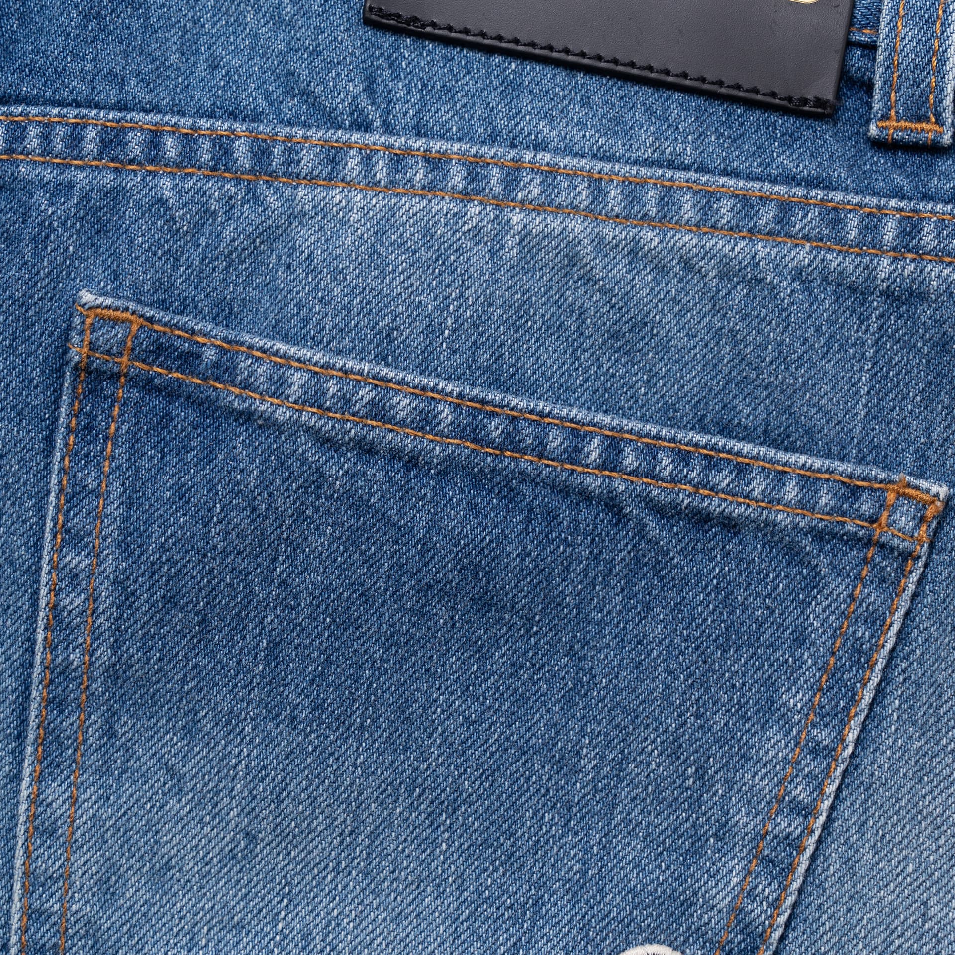 GUCCI x Disney Donald Duck Denim Shorts - изображение 6