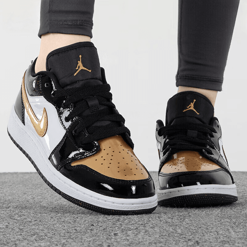 Кроссовки для баскетбола Jordan Air Jordan 1 "Gold Toe" GS - изображение 2