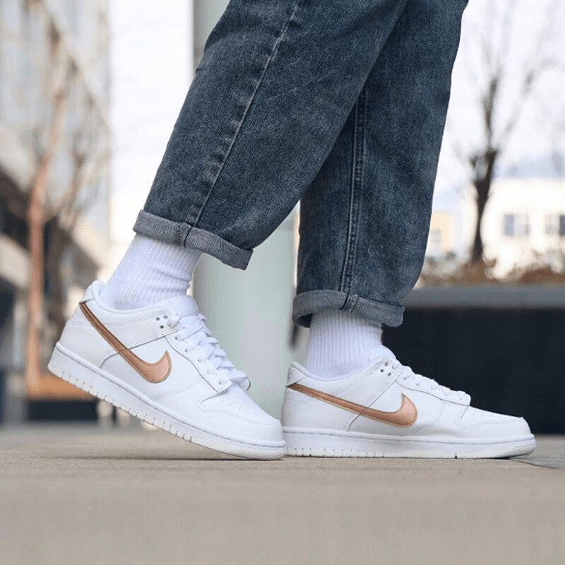 Кроссовки Nike Dunk Low GS - изображение 3