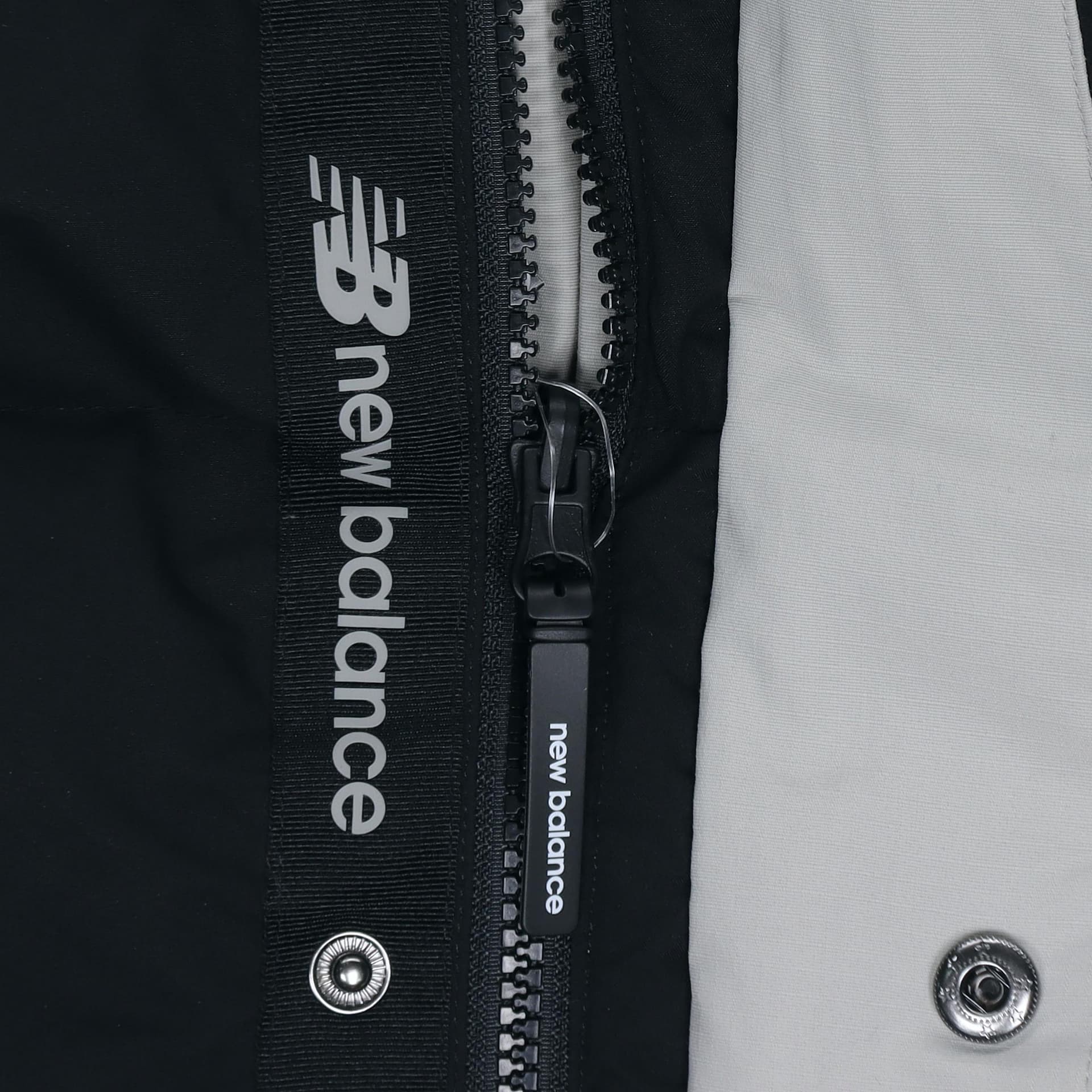 Зимняя куртка New Balance - изображение 4