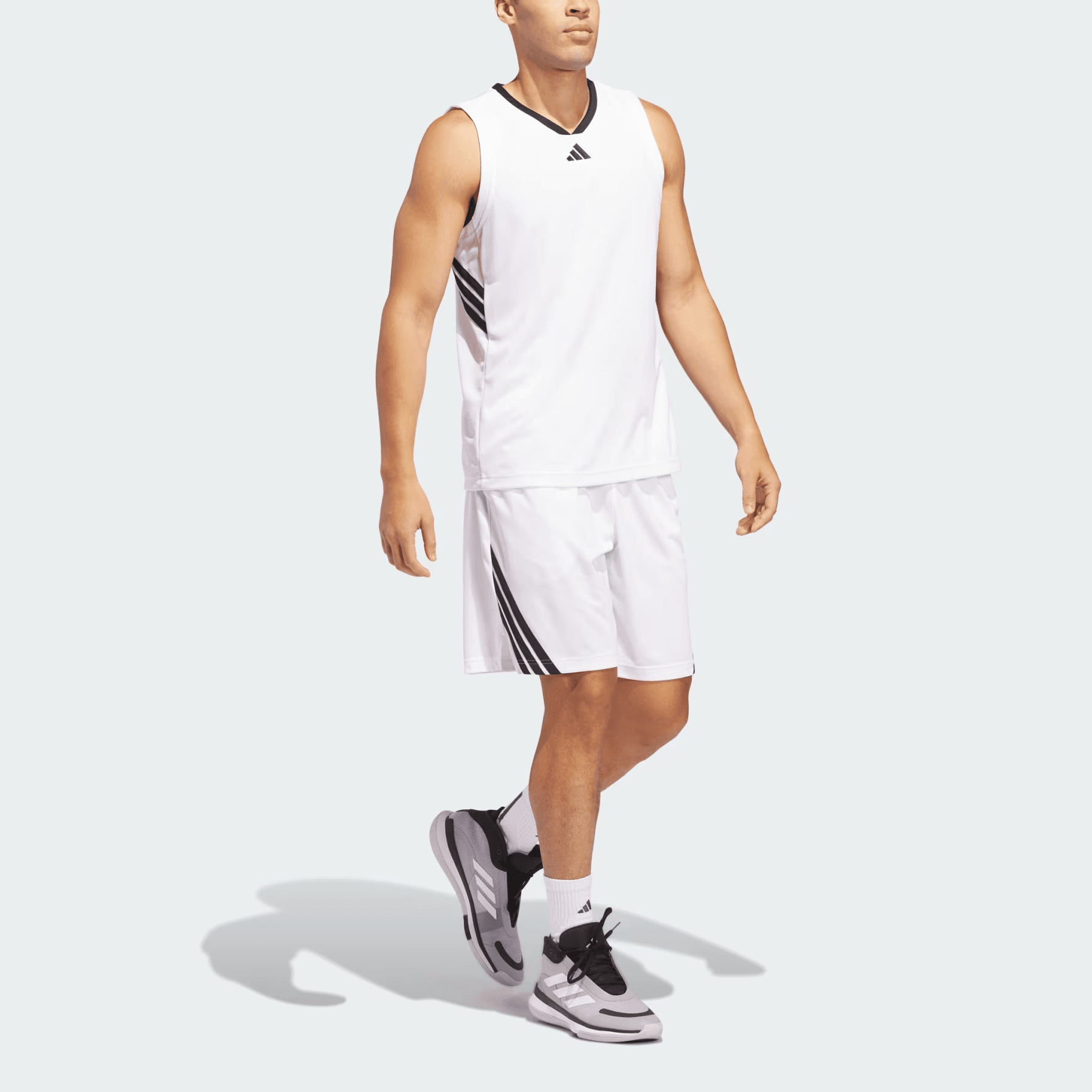 Баскетбольная майка adidas BASKETBALL3-Stripes FW24 - изображение 4