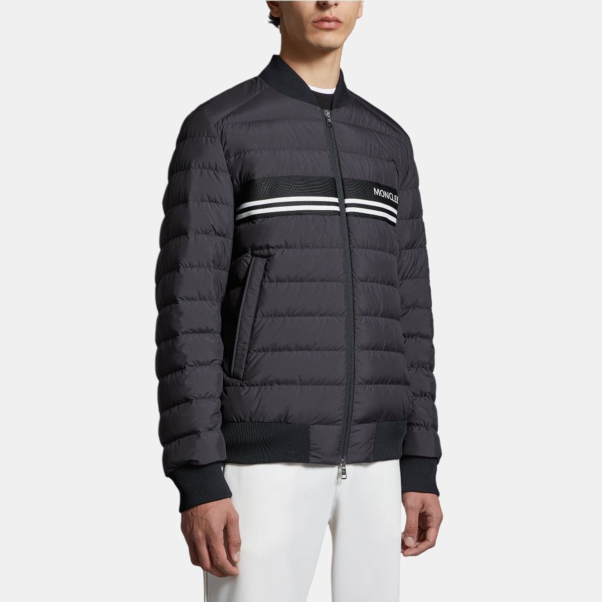 Зимняя куртка Moncler SS24 Bomber Jacket Black - изображение 4