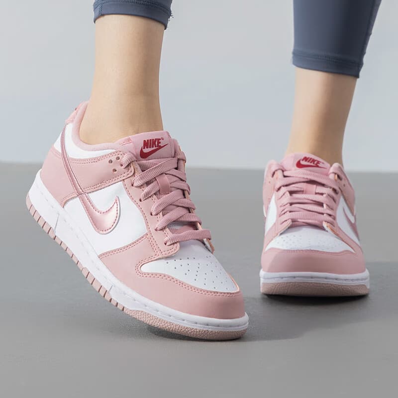 Кроссовки Nike Dunk Low "Pink Velvet" GS - изображение 6