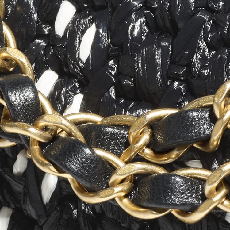 Сумка через плечо CHANEL - изображение 5
