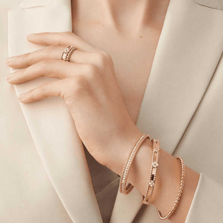 Браслет Van Cleef & Arpels Perlée Sweet Clovers Bracelet Rose Gold - изображение 4