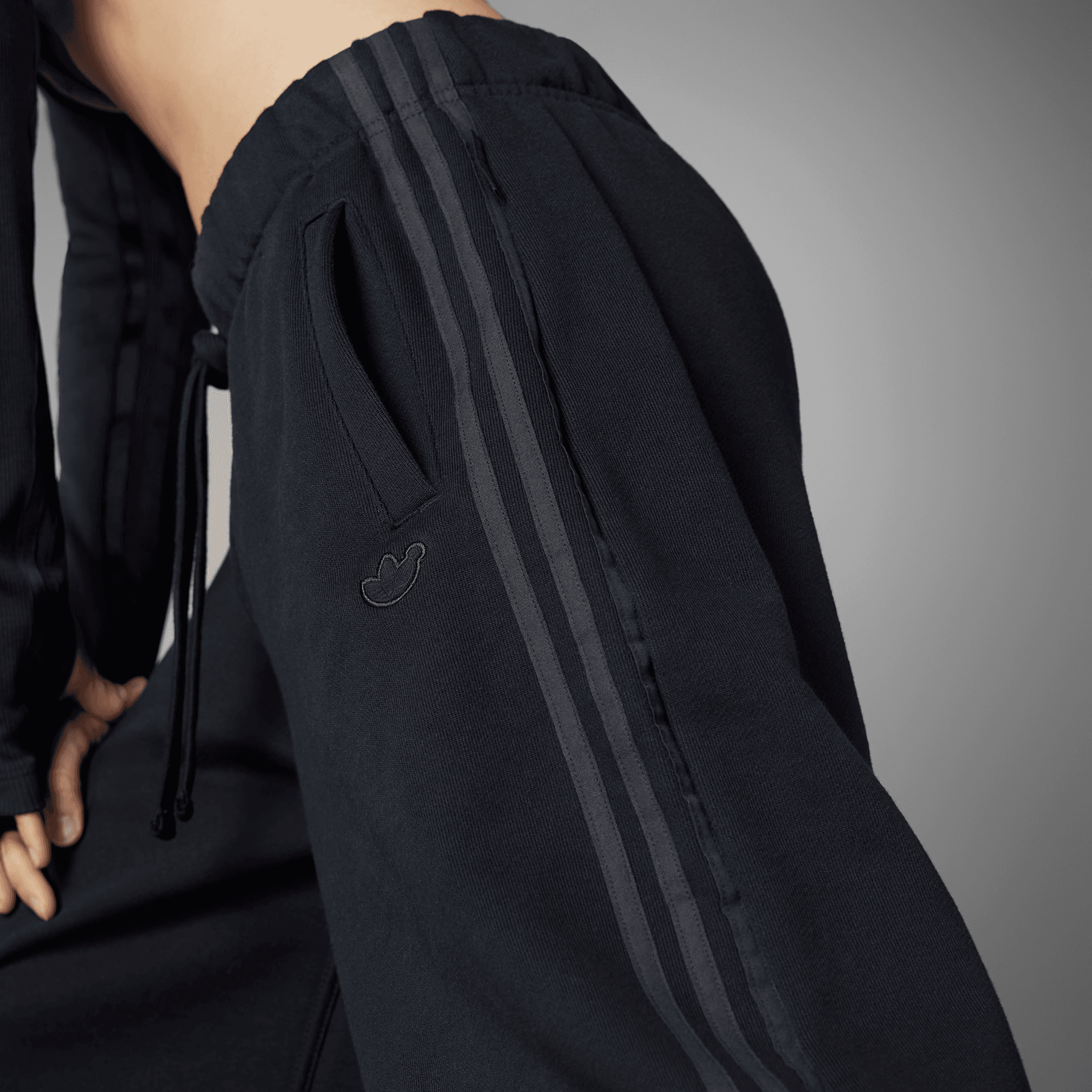 Штаны adidas Originals x Blue Version Wide Leg Pant Black - изображение 6