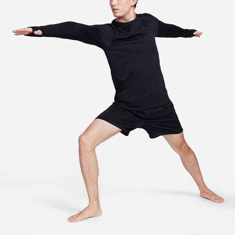 Спортивный костюм Nike Yoga Dri-FIT Long Sleeve Black - изображение 3