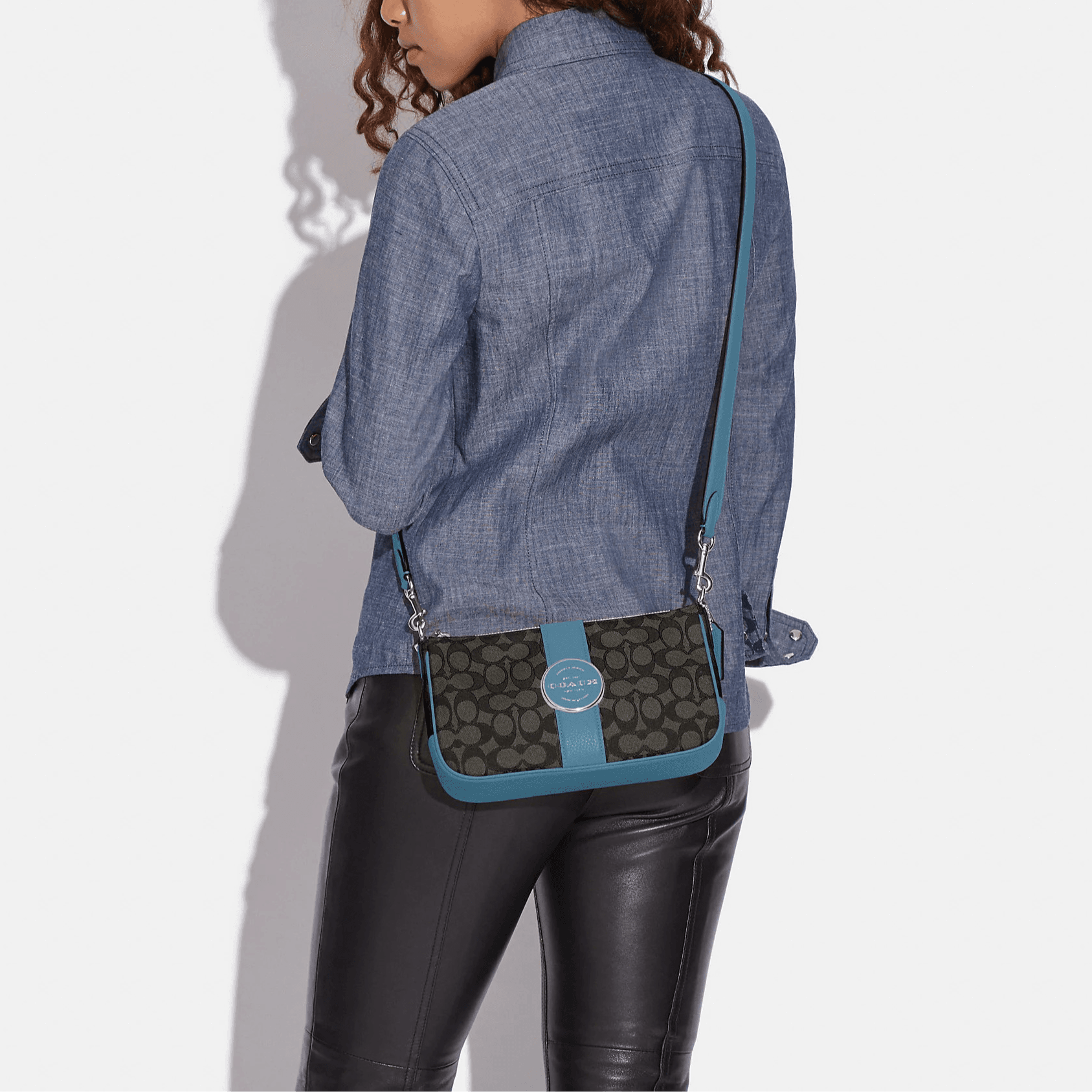 Мини-сумка COACH Lonnie 25 - изображение 4