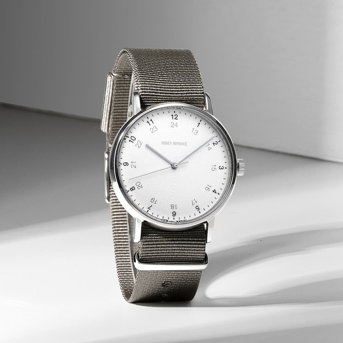 Часы ISSEY MIYAKE F 50 39mm NYAJ003Y - изображение 3