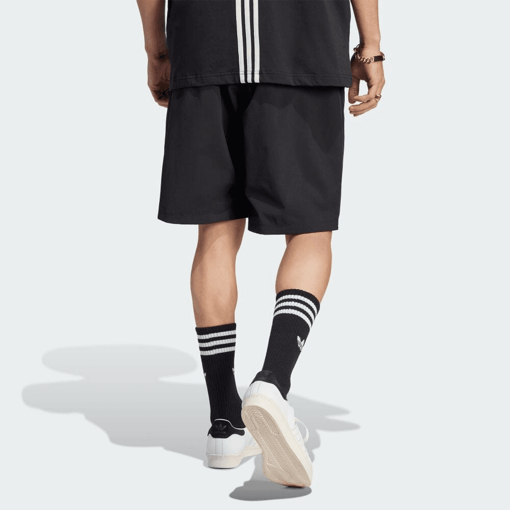 Шорты adidas Originals - изображение 3