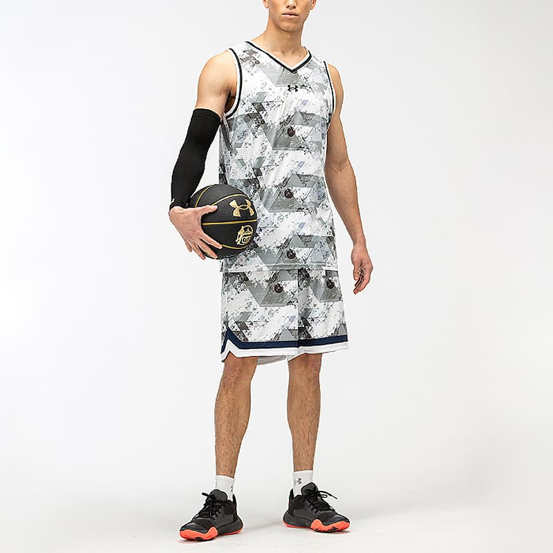 Тренировочные штаны Under Armour - изображение 3