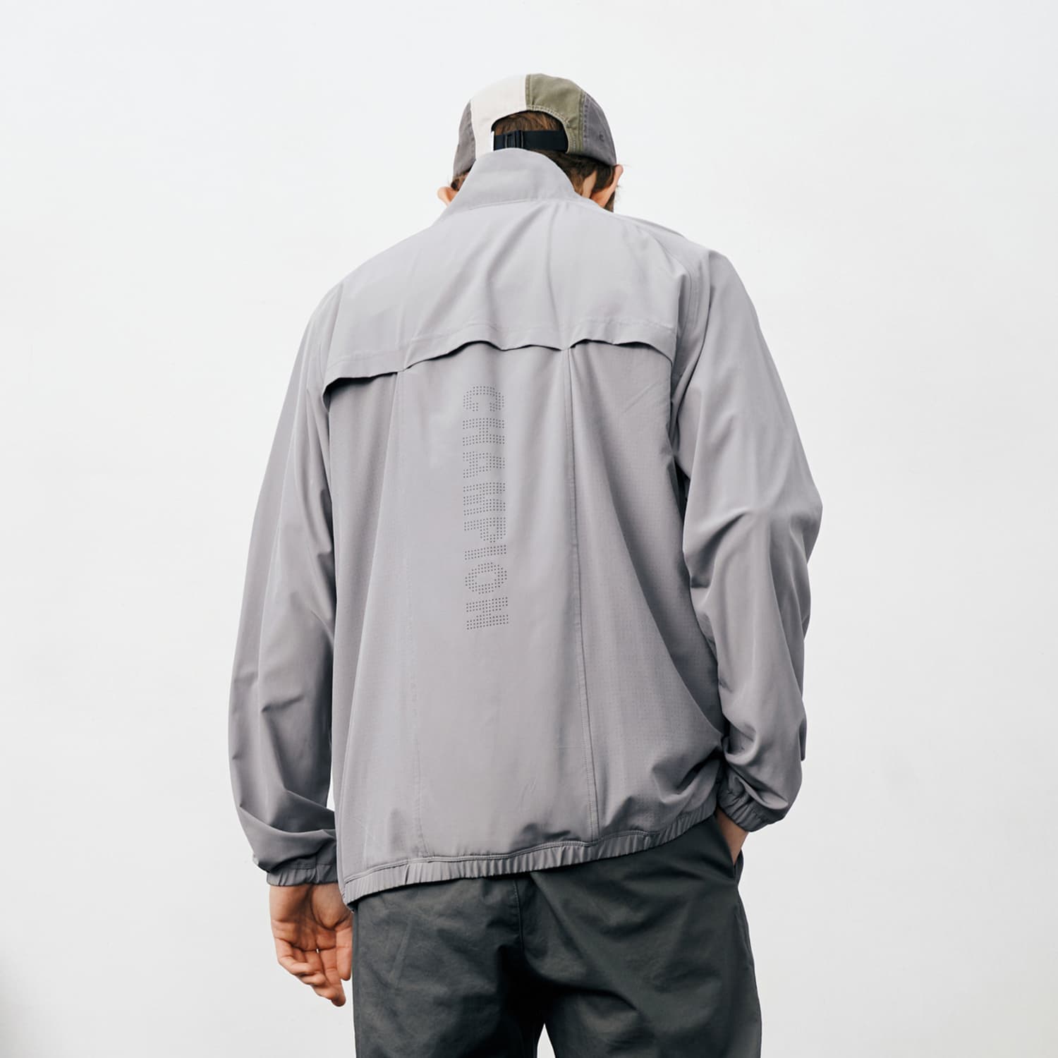 Куртка Champion SS22 logo - изображение 3
