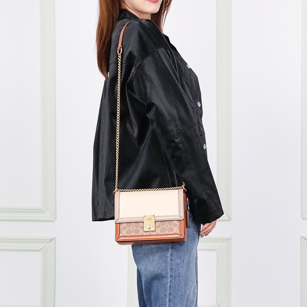 Мини-сумка COACH Hutton - изображение 4