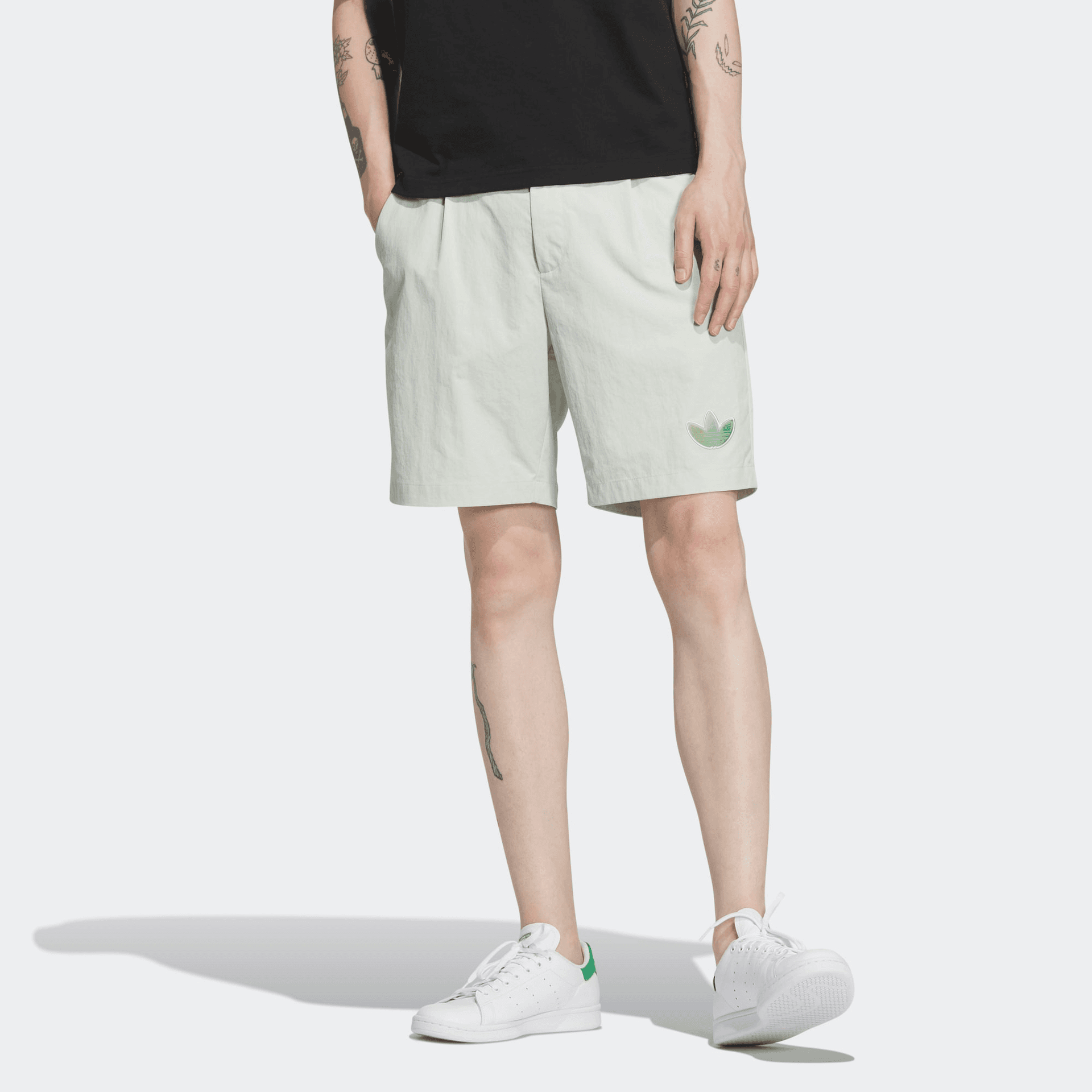 Тренировочные штаны adidas originals Woven Shorts Logo - изображение 2