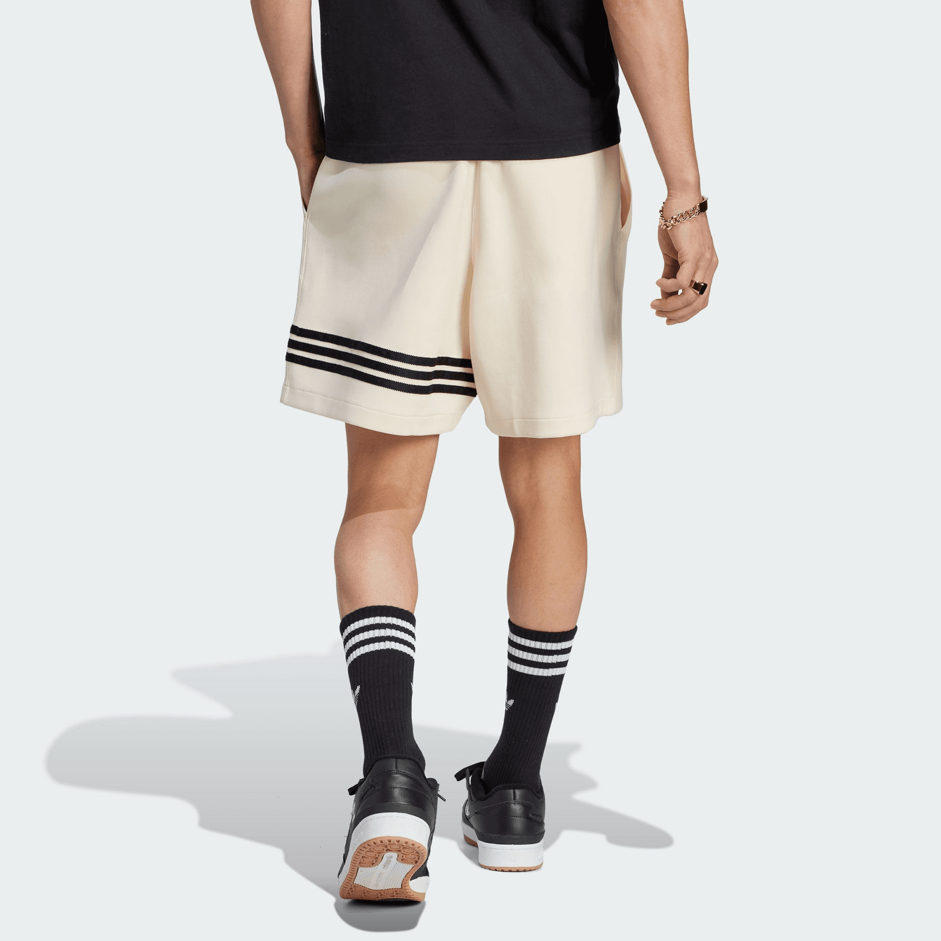Тренировочные штаны adidas originals - изображение 3