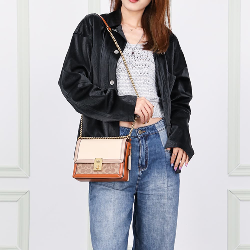 Мини-сумка COACH Hutton - изображение 7
