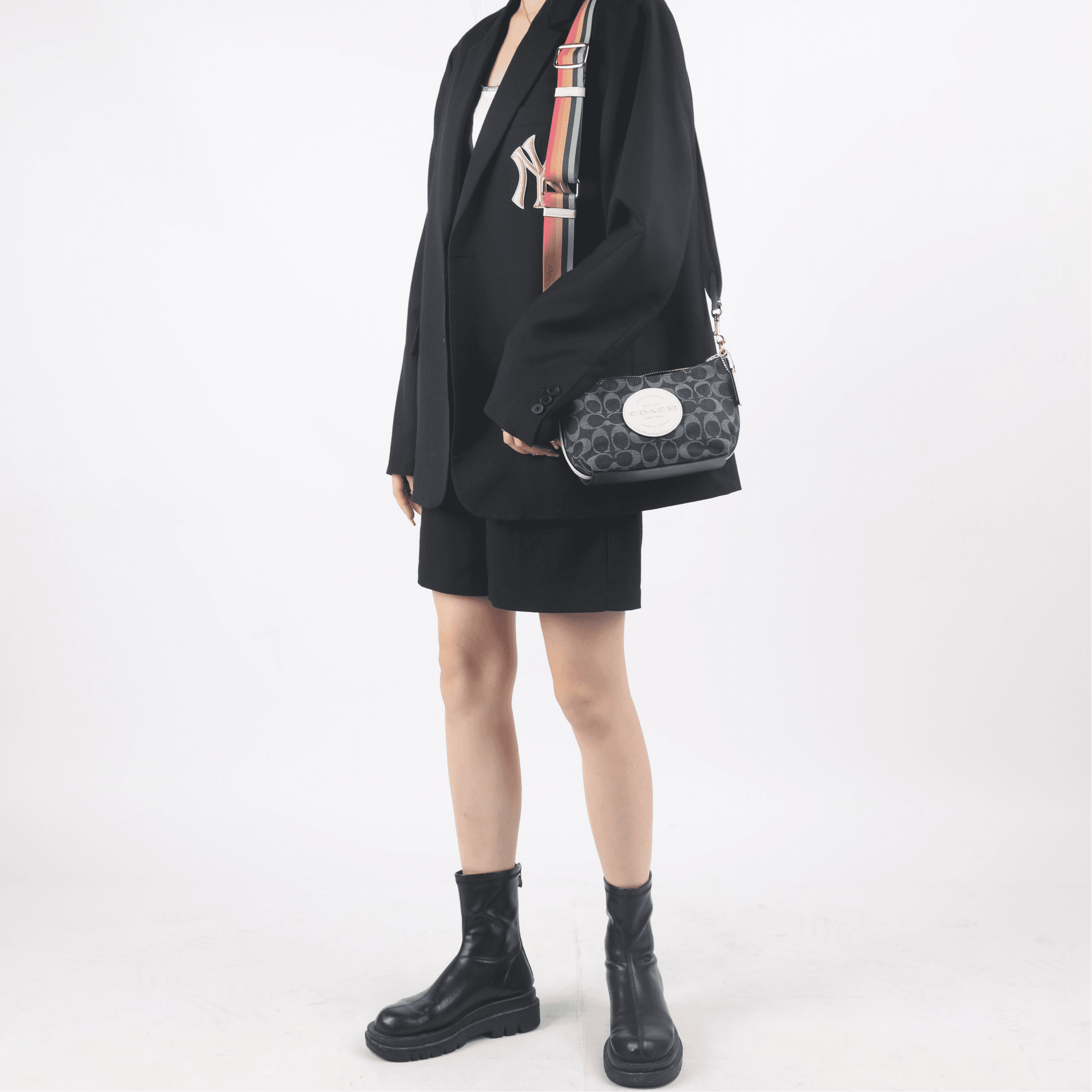 Сумка COACH Dempsey 18 Logo - изображение 5