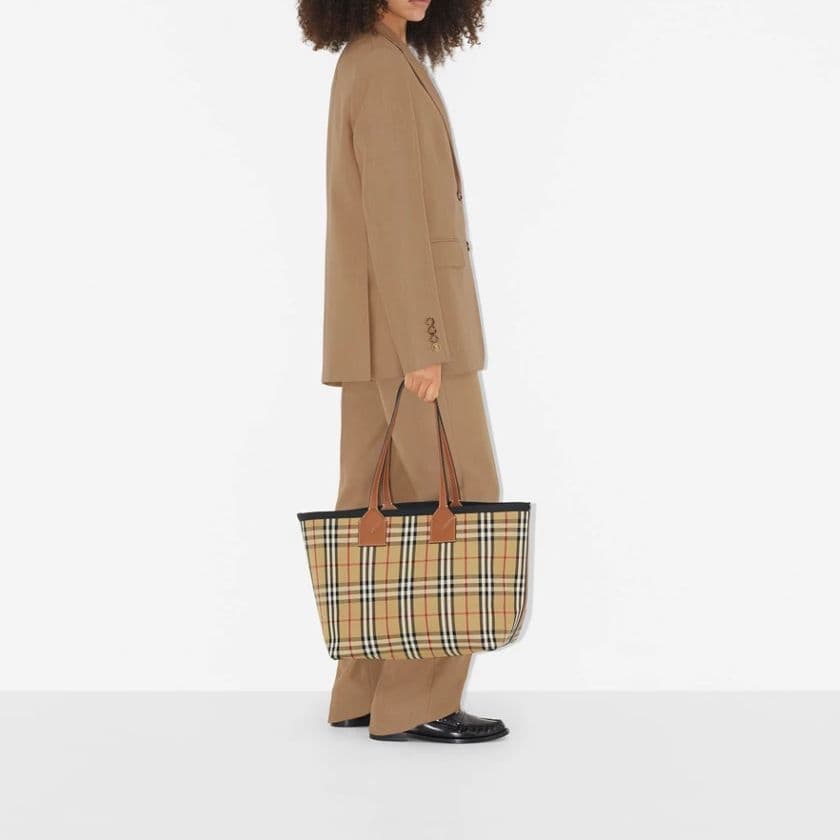 Мини-сумка Burberry London Tote Bag - изображение 6
