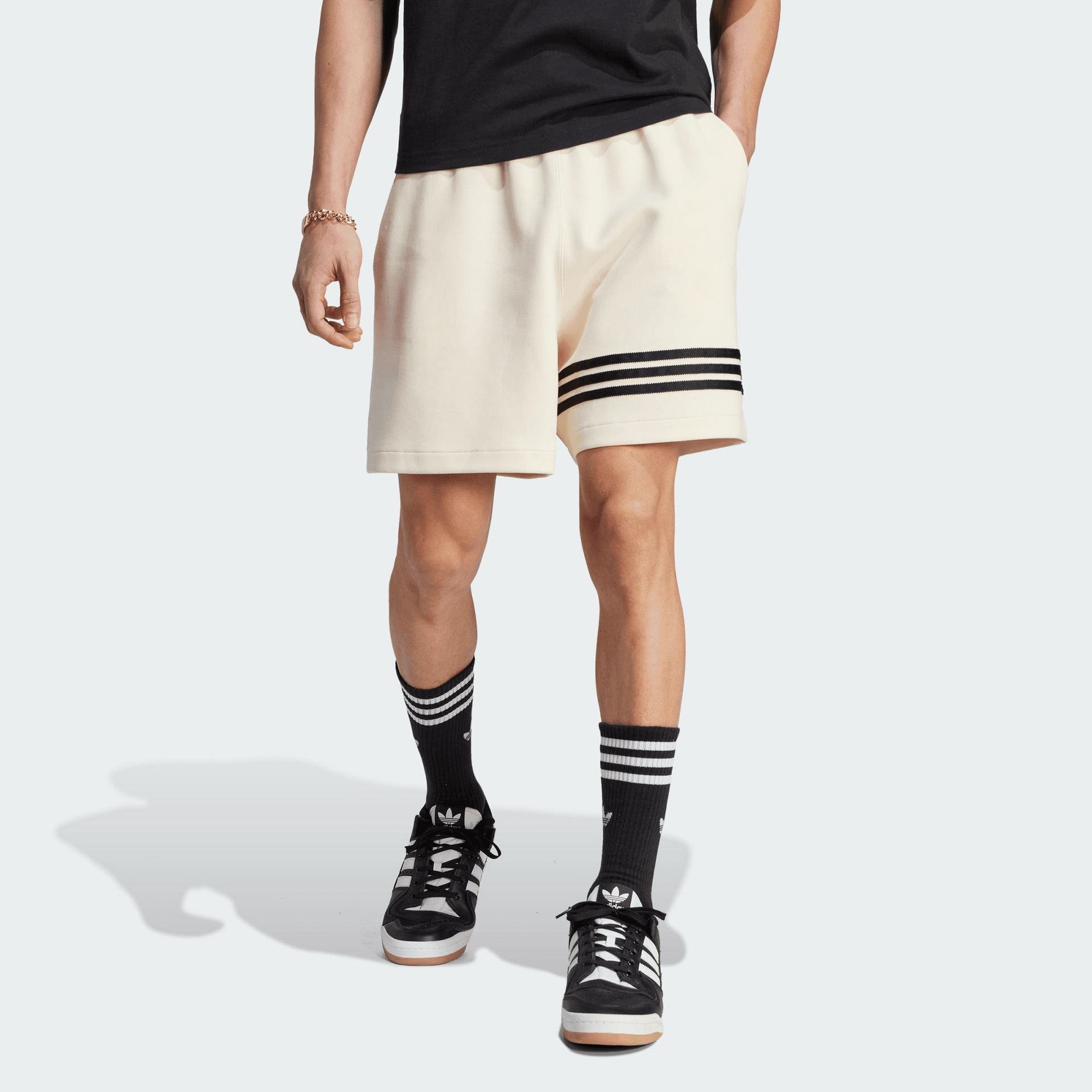 Тренировочные штаны adidas originals - изображение 2