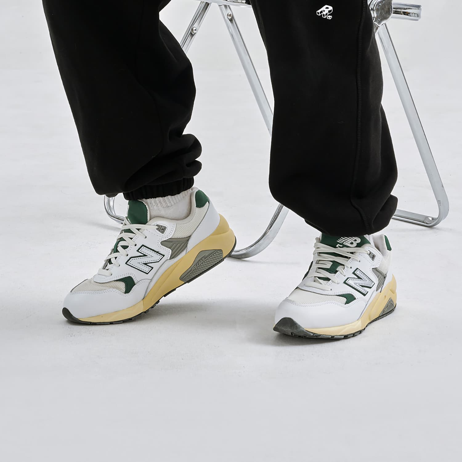 Кроссовки для бега New Balance 580 White Green Yellow - изображение 10