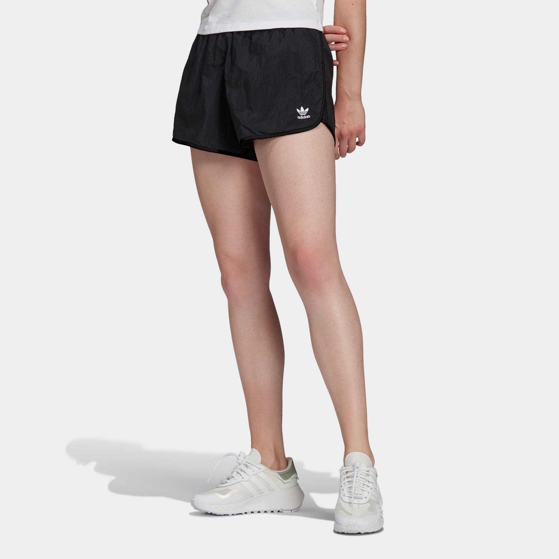 Шорты adidas Originals 3-Stripes Shorts - изображение 2