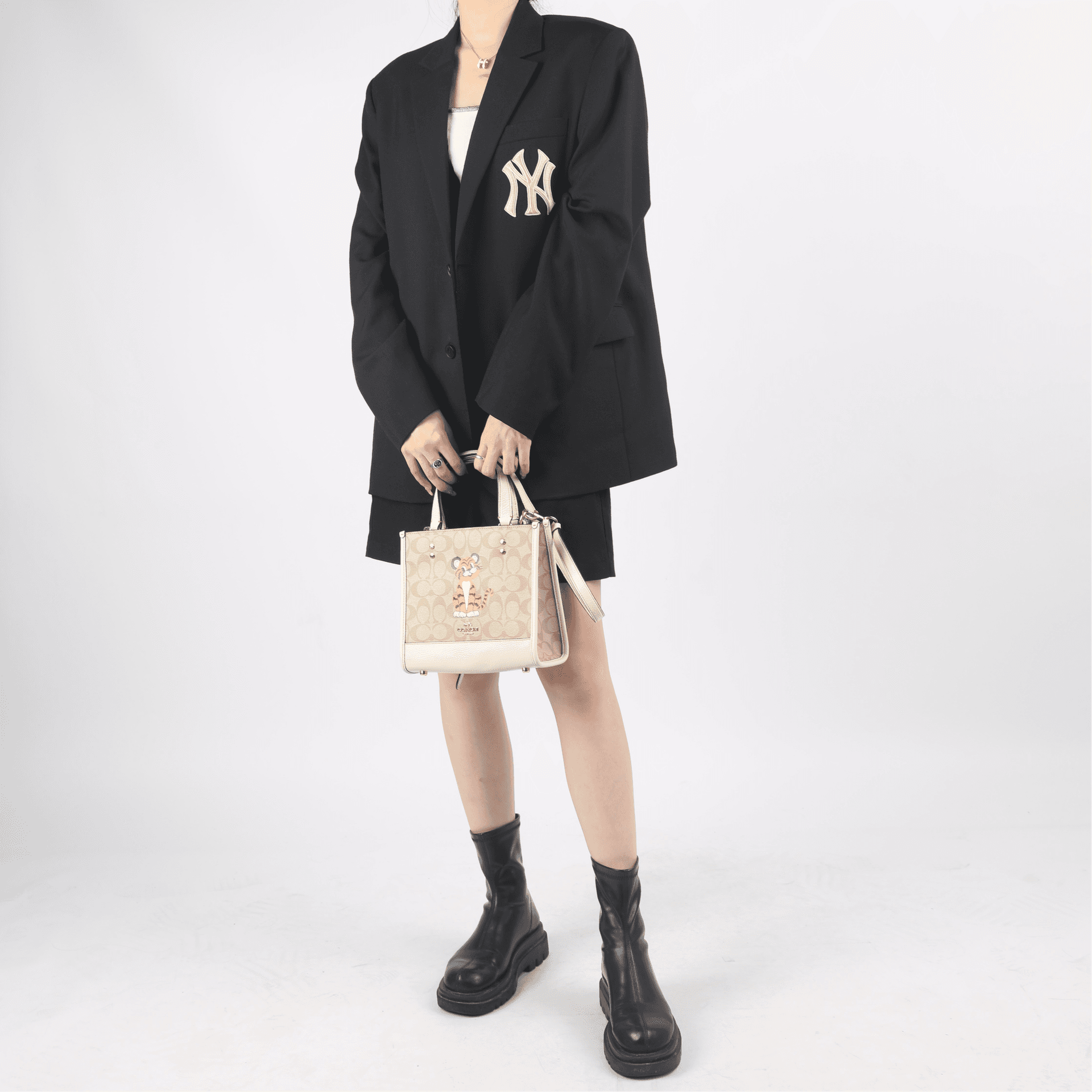 Сумка COACH Dempsey 22 Tote - изображение 6