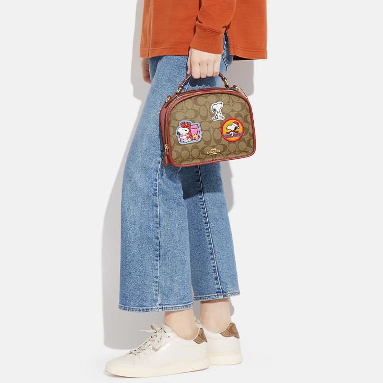 Сумка COACH x Peanuts Snoopy Lunch Pail 22 - изображение 4