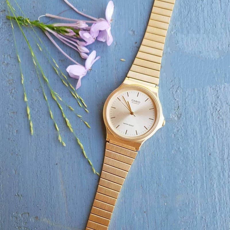 Часы Casio MQ-24G-9E - изображение 6