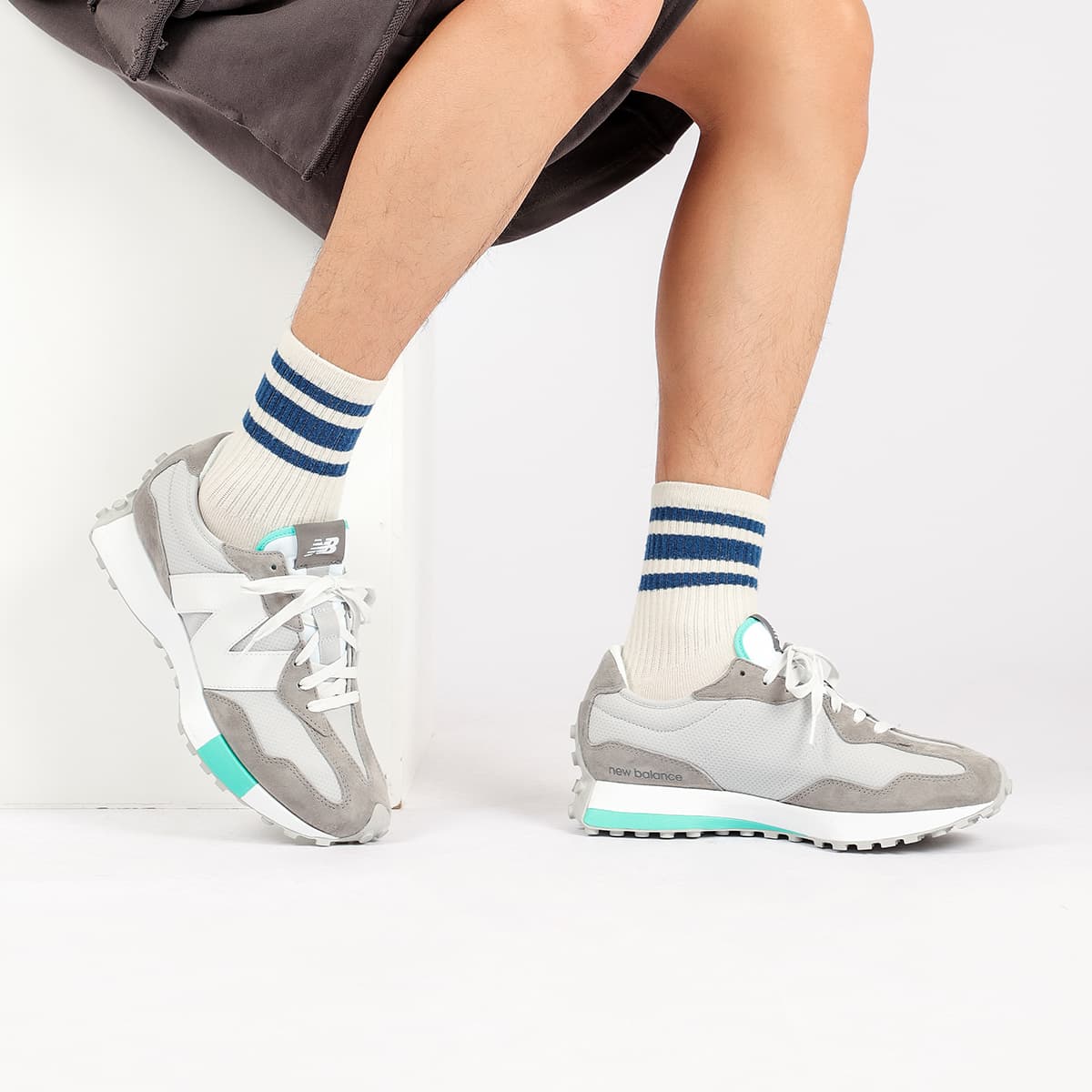 Кроссовки для бега niko and ... x New Balance 327 Grey Blue - изображение 7
