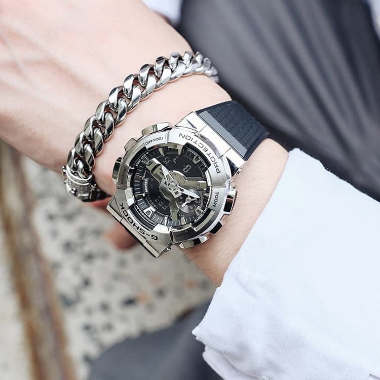 Часы Casio G-Shock GM-110-1A - изображение 6