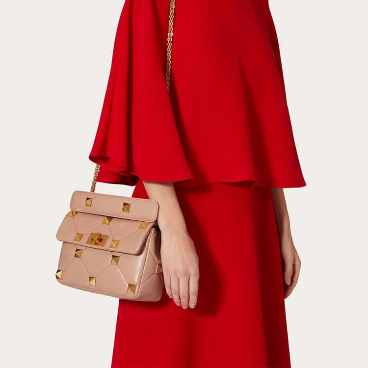 Мини-сумка Valentino Roman Stud - изображение 4