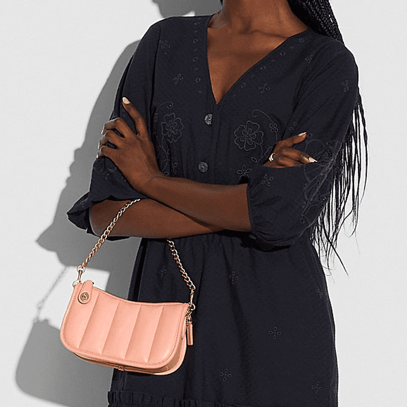 Мини-сумка COACH Swinger 20 - изображение 4