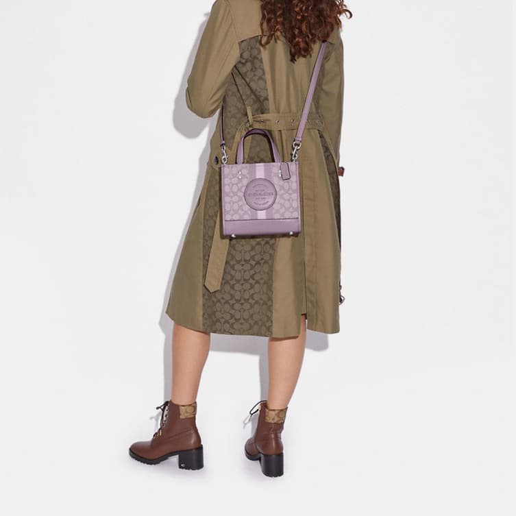 Сумка COACH Dempsey 22 Logo Tote - изображение 5
