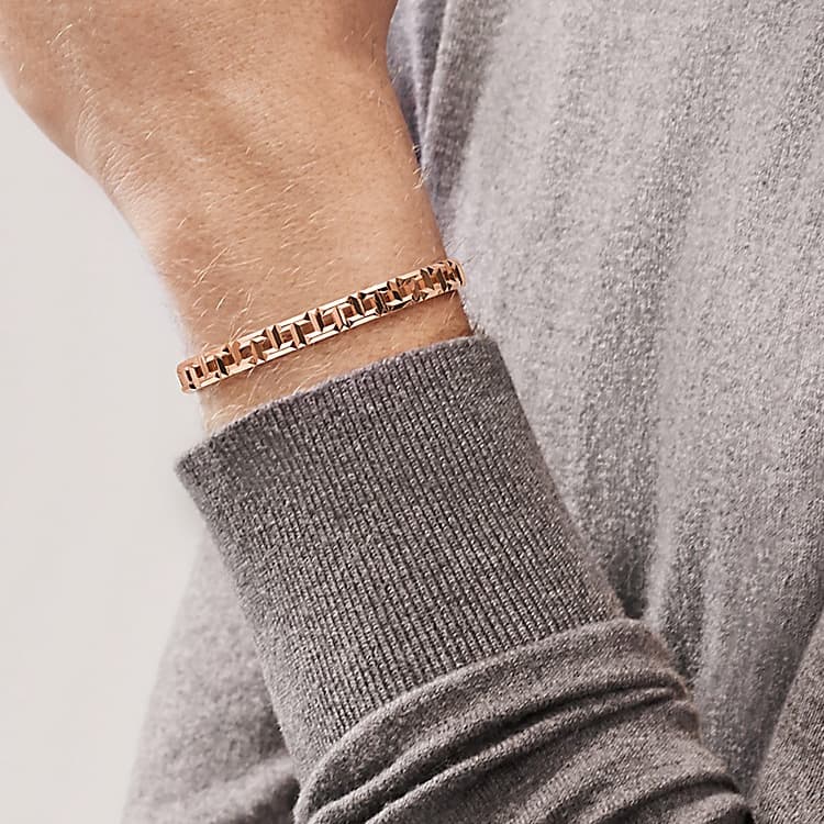 Браслет Tiffany & Co. Tiffany T True Narrow Hinge Bracelet 18K Rose Gold - изображение 6