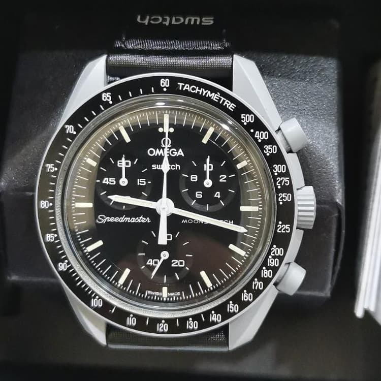 Часы Swatch x Omega SO33M100 - изображение 8