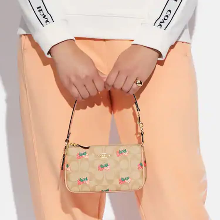 Сумка COACH Nolita 19 - изображение 4