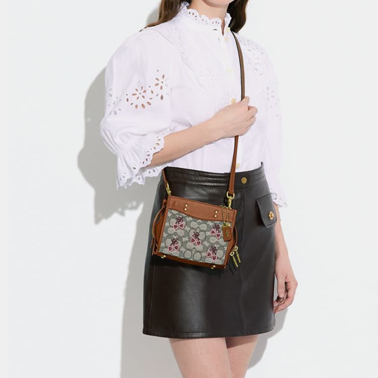 Сумка COACH Rogue 17 - изображение 5