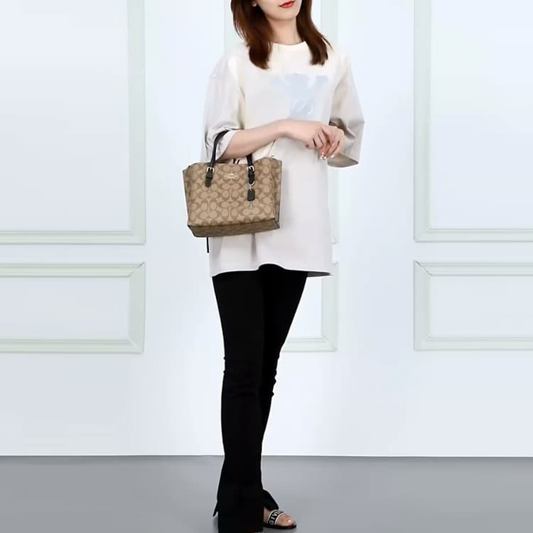Сумка COACH Mollie 25 - изображение 6
