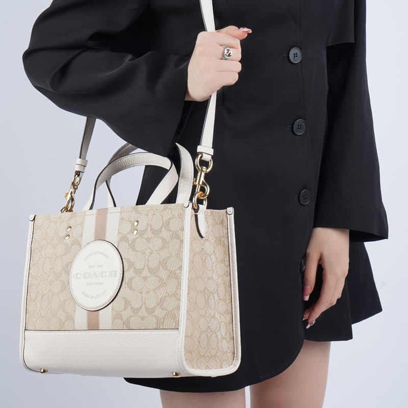 Сумка COACH Dempsey 30 Logo Tote - изображение 10