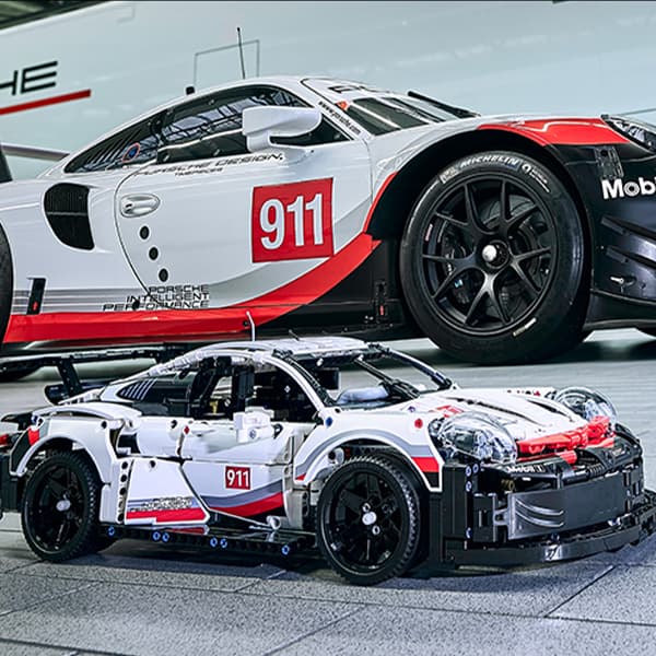 Конструктор LEGO x Porsche 911 RSR 42096 - изображение 3