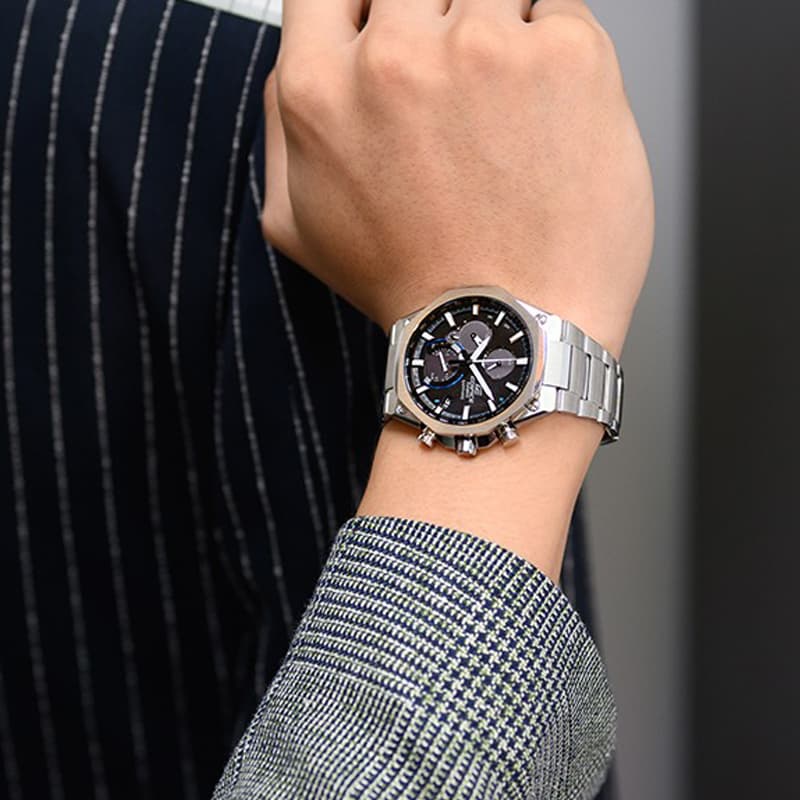 Часы CASIO EDIFICE EQB-1100D-1 - изображение 4