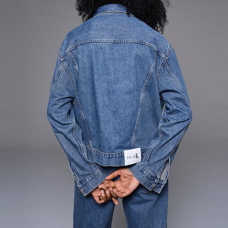 Джинсовая куртка PALACE x Calvin Klein Relaxed Trucker Denim Jacket Tinted Sandstone Indigo - изображение 4