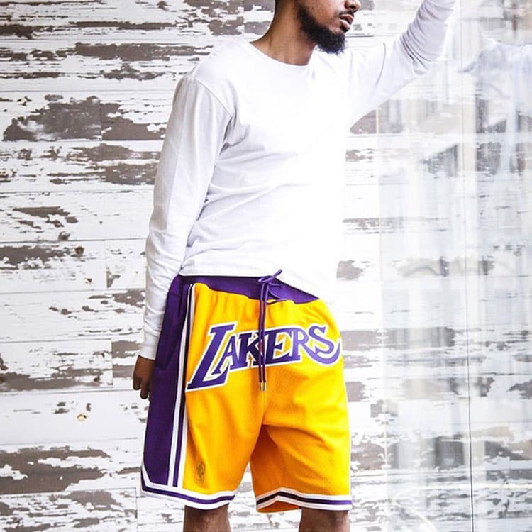 Баскетбольные шорты Mitchell & Ness x Just Don 1996-97 Lakers Yellow - изображение 4