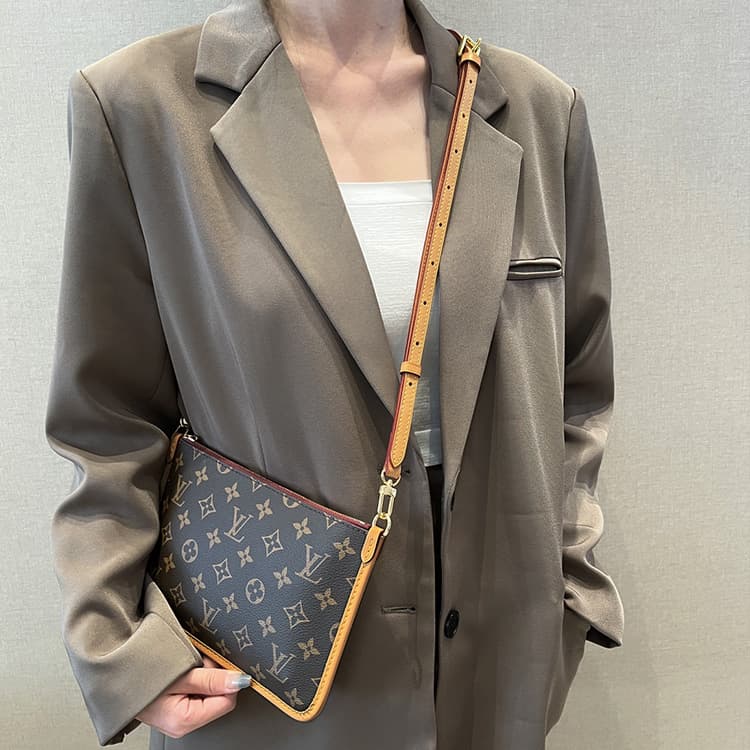 Ремень для сумки LV Carryall - изображение 6